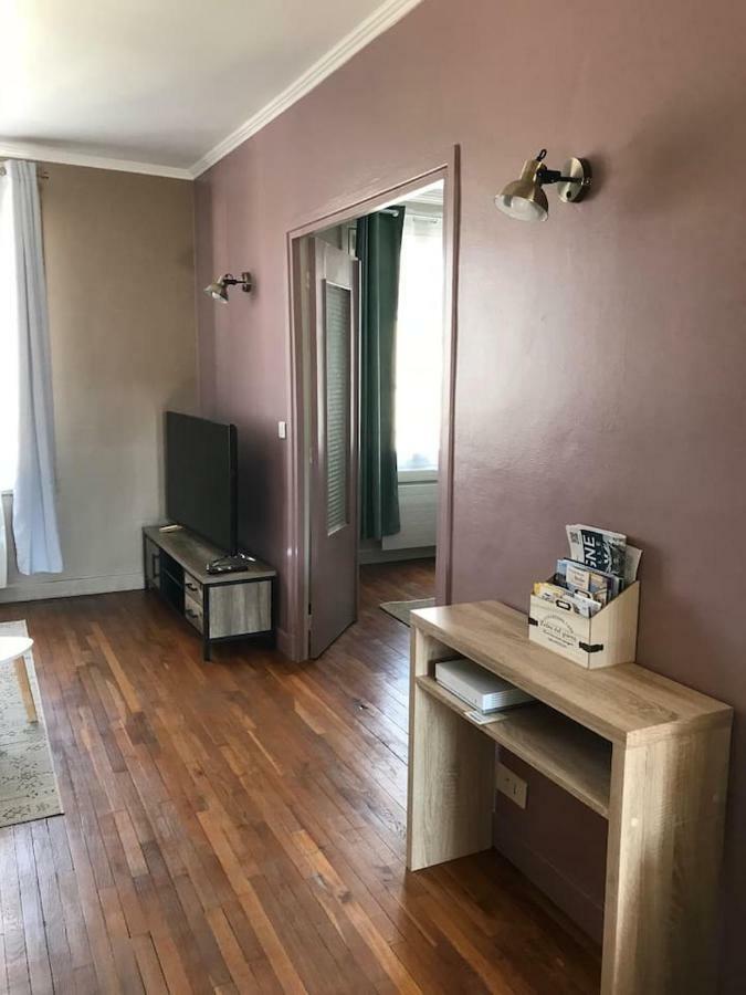 Appartement De Charme En Plein Coeur Du Centre Ville De Compiègne Eksteriør bilde